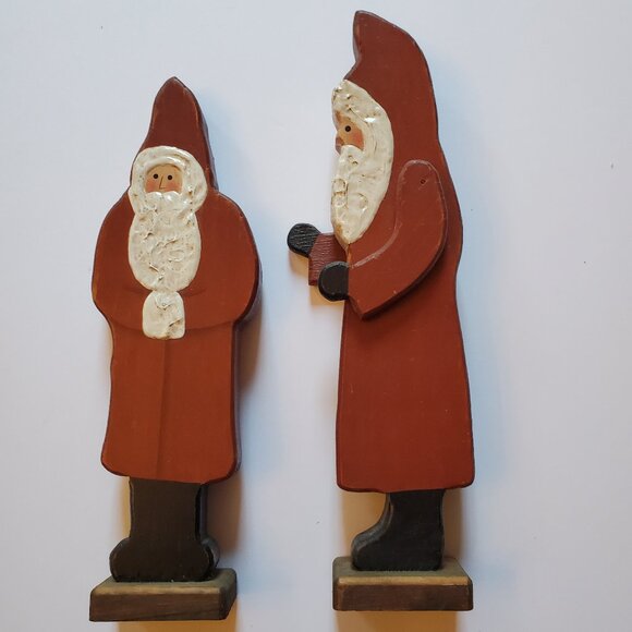 Folk Santas - Picture 1 of 9
